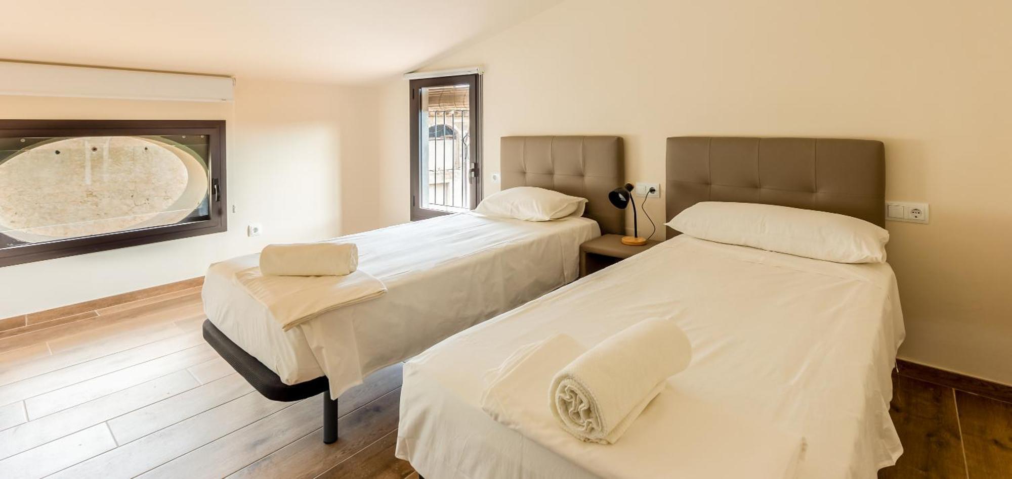 Can Cintet 3 Apartamento Con Terraza En Besalu Exterior photo