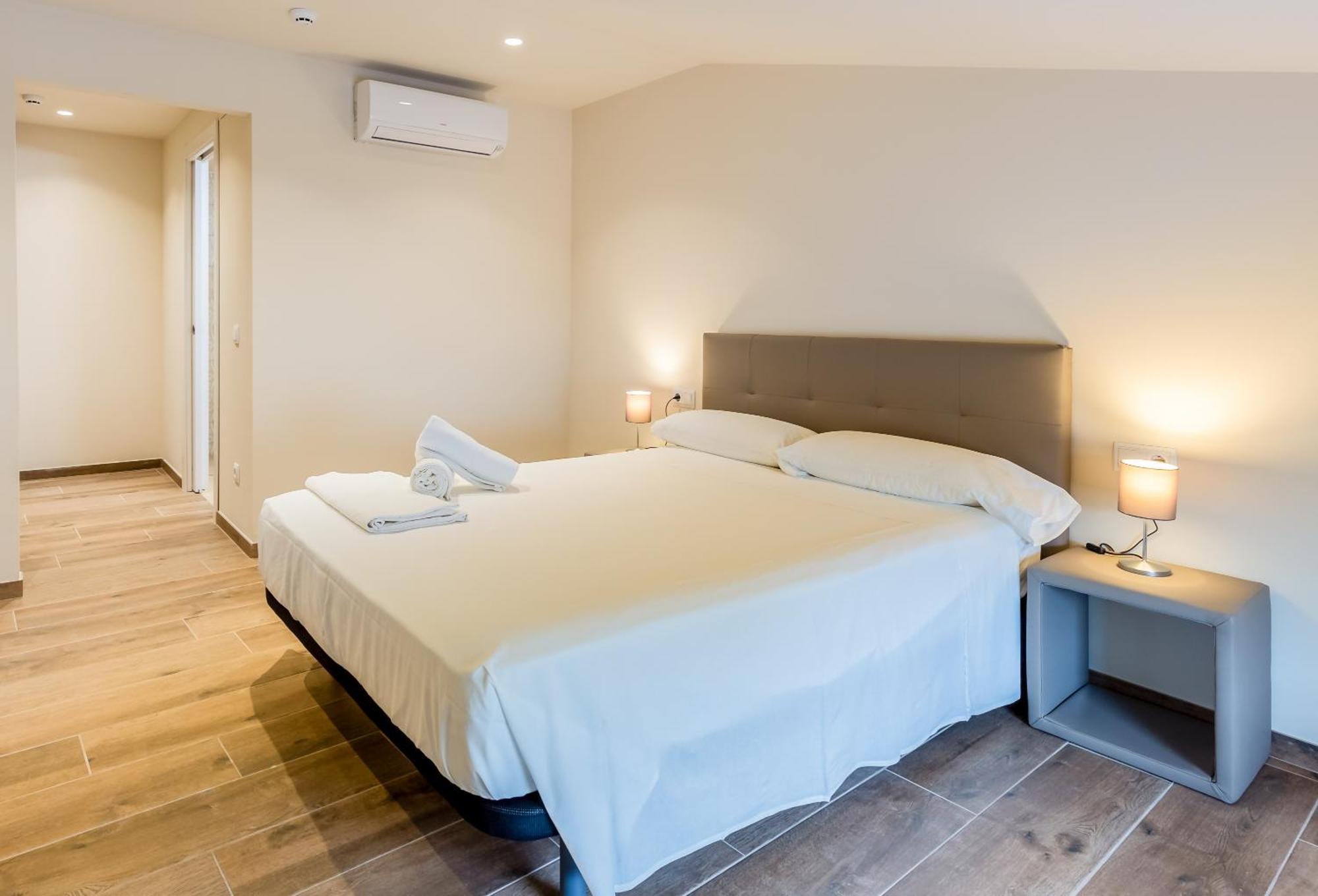 Can Cintet 3 Apartamento Con Terraza En Besalu Exterior photo