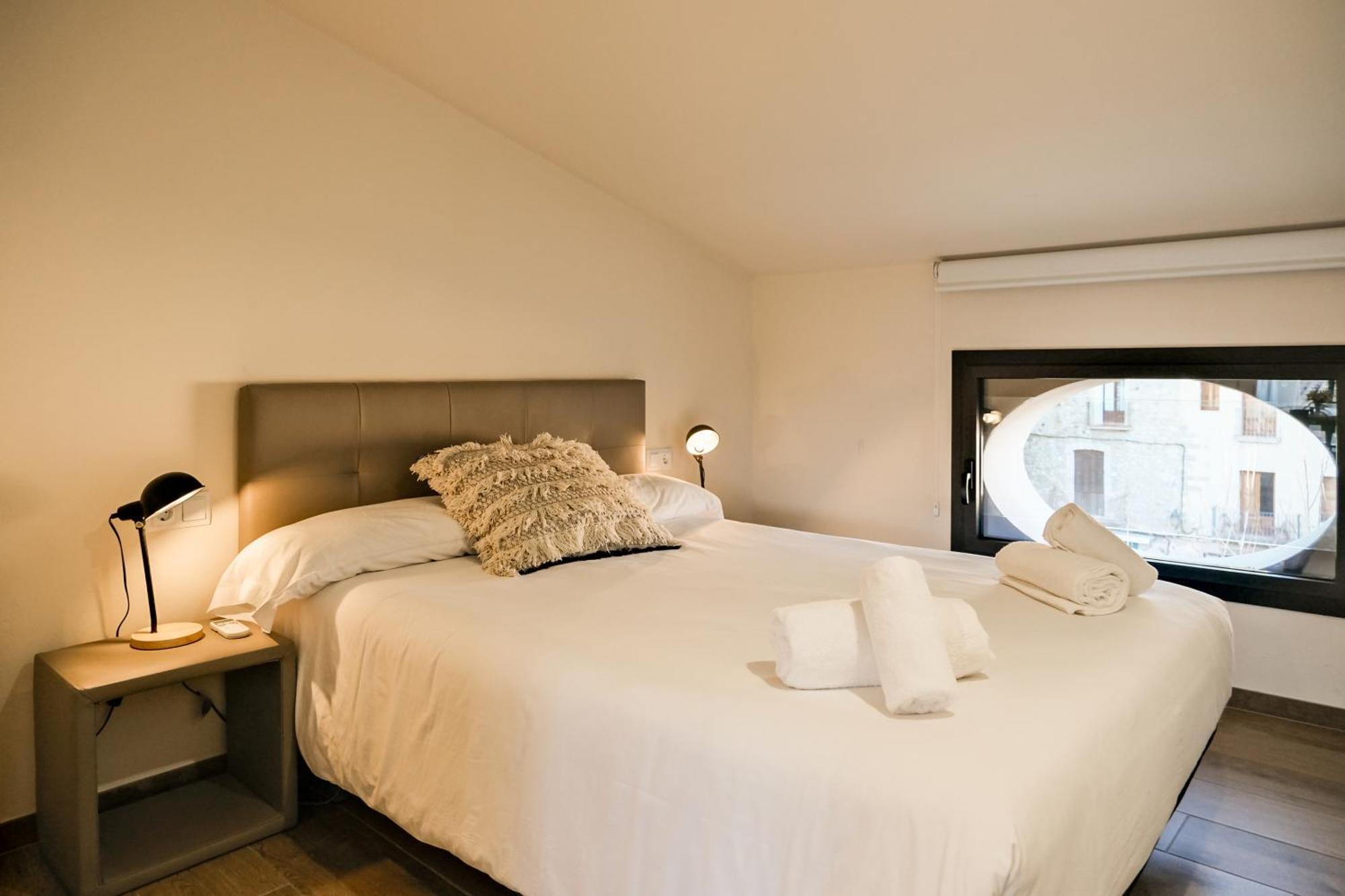 Can Cintet 3 Apartamento Con Terraza En Besalu Exterior photo